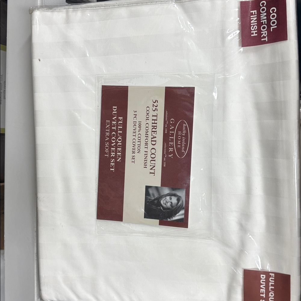 Kathy Ireland White Duvet Cover Set